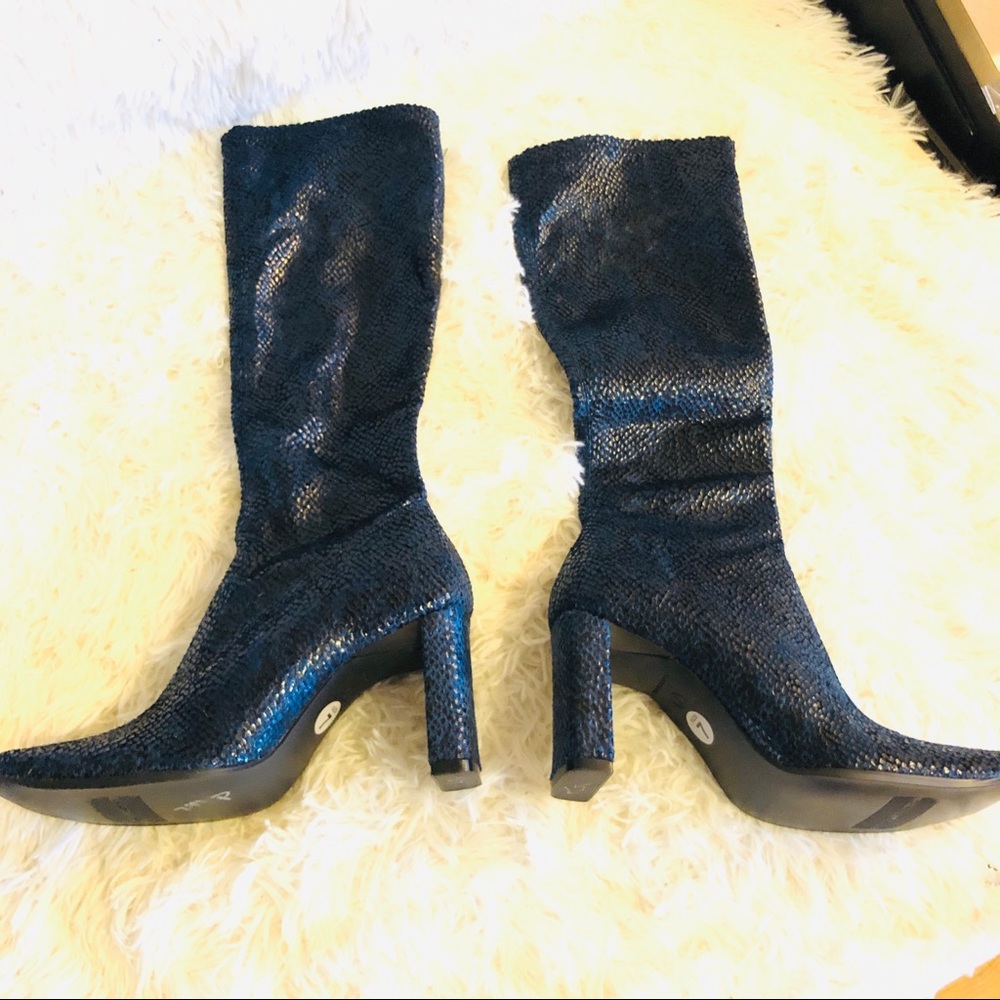 Chinese Laundry || NEW Snakeskin Pull Up Boots